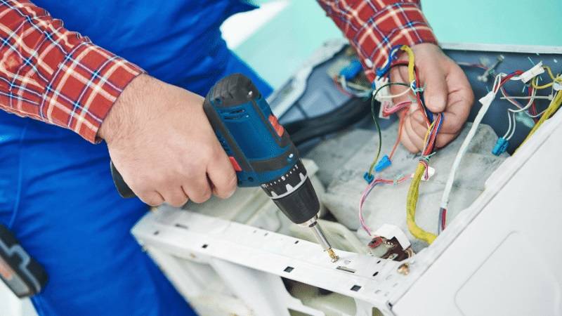 Etimesgut Siemens Siemens çamaşır makinesi kart tamiri – Su almama arızası orijinal parça ile giderildi. - Teknik servis örneği